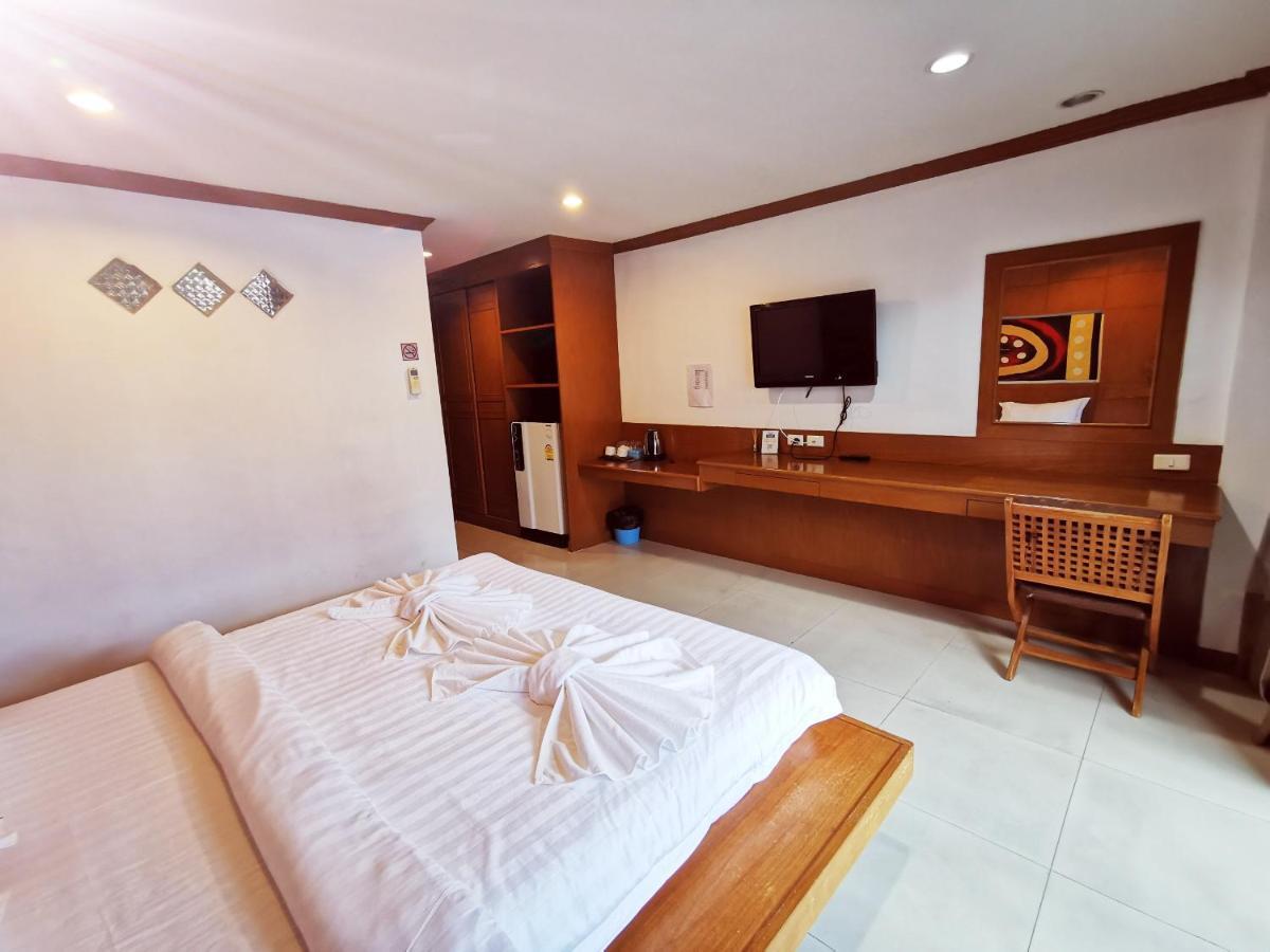 New Life Phuket Classic Patong Εξωτερικό φωτογραφία